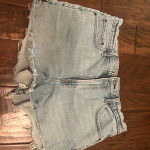 NWOT ABERCROMBIE SHORTS